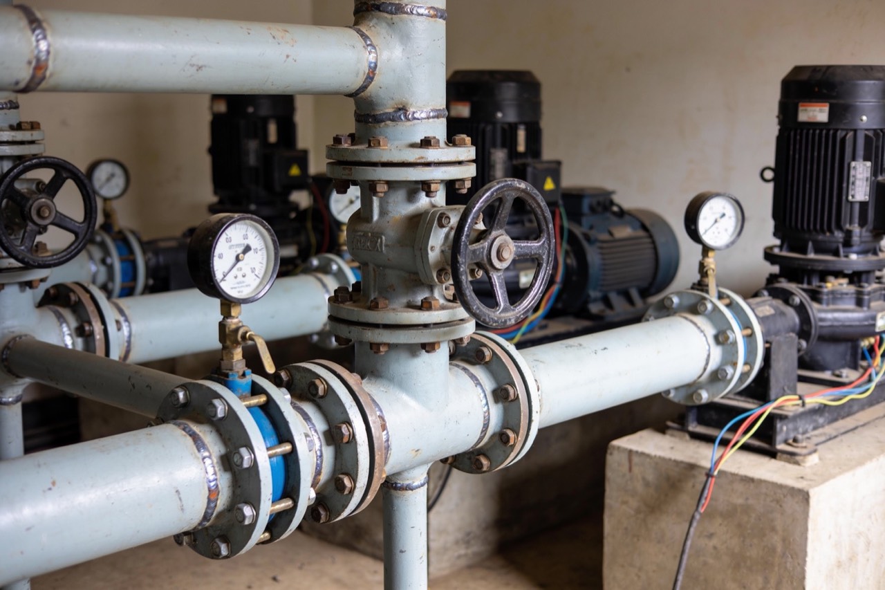 Water Resources & Environmental Engineering — Pump house pipework and valves